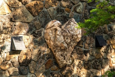 Nestled in the golden foothills of Greenwood, CA, the Heart Rock - photo 4