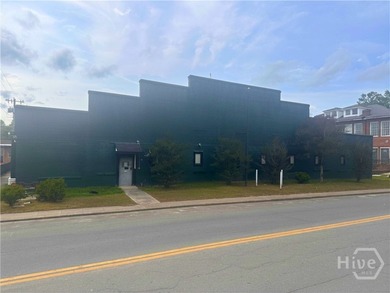 Located at the heart of the rapidly evolving Canal District - photo 5