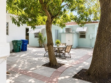 Discover this duplex in the heart of miami. Each unit 3 bed 1 - photo 2