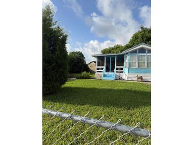 Escape to your own coastal retreat in the heart of Rockport! - photo 22