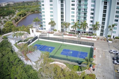Experience luxury living in this fully furnished and equipped - photo 28