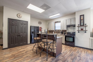 Income-generating machine in the heart of Pickwick! This 4,200+ - photo 31