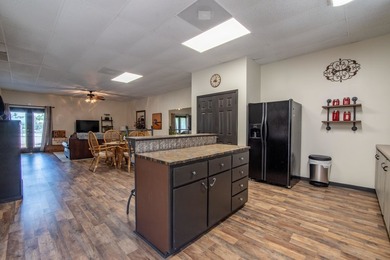 Income-generating machine in the heart of Pickwick! This 4,200+ - photo 33