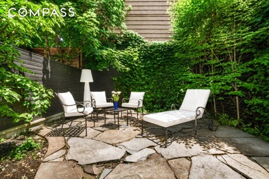 Welcome to 96 Franklin Street a once in a lifetime opportunity - photo 5