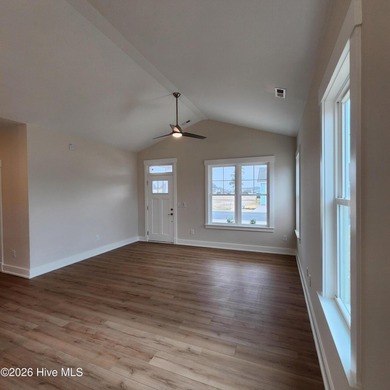 Have you been searching for a coastal cottage with clean lines - photo 3