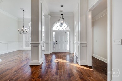 This 5-br, 3.5-ba single-family home offers 2,900 sqft of living - photo 6