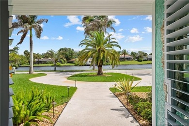 Experience the ultimate Florida waterfront lifestyle in this - photo 5