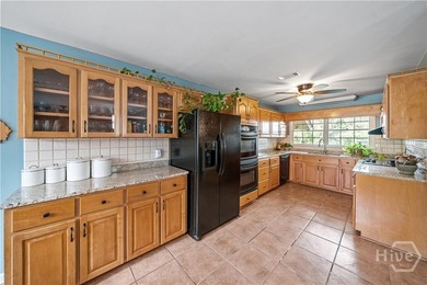 Welcome to 472 Strathy Hall Drive, where timeless Lowcountry - photo 11