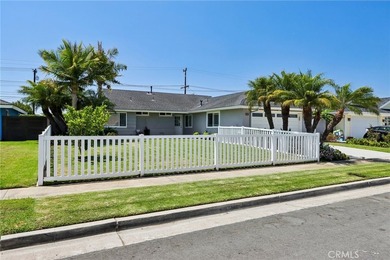 Beautiful one level home with large lot with great curb appeal! - photo 2