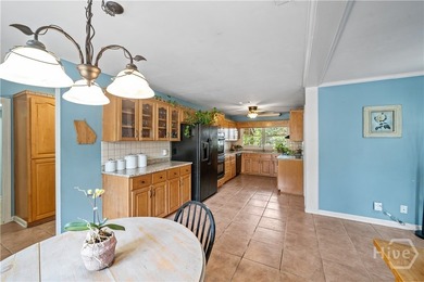 Welcome to 472 Strathy Hall Drive, where timeless Lowcountry - photo 13