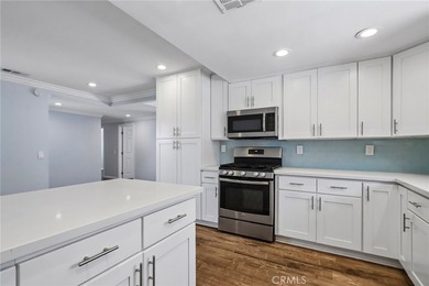 Beautiful one level home with large lot with great curb appeal! - photo 6