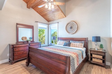 Your Mountain Paradise Awaits. Soak in breathtaking, panoramic - photo 20