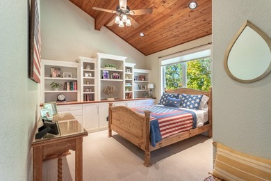 Your Mountain Paradise Awaits. Soak in breathtaking, panoramic - photo 23