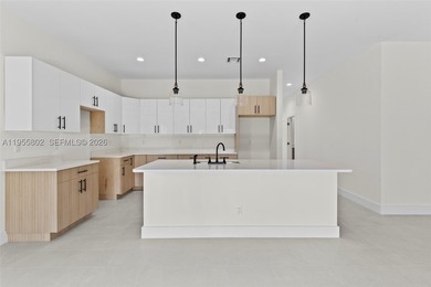 Brand-new construction single-family home offering 4 spacious - photo 8