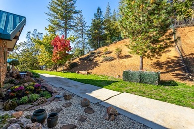 Your Mountain Paradise Awaits. Soak in breathtaking, panoramic - photo 32