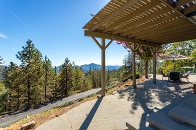 Your Mountain Paradise Awaits. Soak in breathtaking, panoramic - photo 33