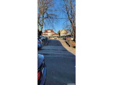 Welcome to a Lovely Two Bedroom Coop Apartment located in the - photo 10