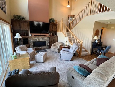 Beautifully updated home in Izatys Resort, perfectly situated on - photo 10