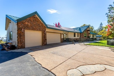 Your Mountain Paradise Awaits. Soak in breathtaking, panoramic - photo 41