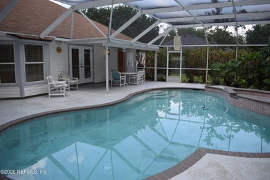 Amazing opportunity. River Point Community Pool Home. 3 bedrooms - photo 2