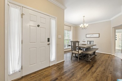 Experience luxury and comfort in this stunning waterfront home - photo 3
