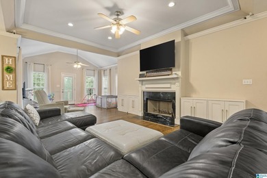 Experience luxury and comfort in this stunning waterfront home - photo 7