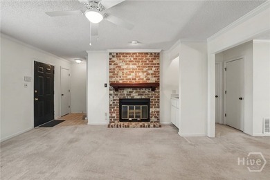 Beautifully maintained end-unit townhome in desirable Hidden - photo 6