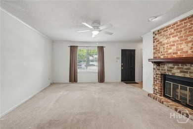 Beautifully maintained end-unit townhome in desirable Hidden - photo 8