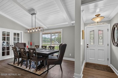 Welcome to your own private retreat! Set on a spacious 1.33-acre - photo 3