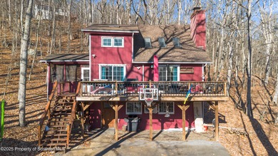 Mill Pond Home Sale Pending in Bushkill Pennsylvania