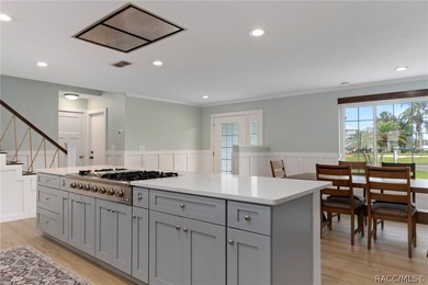 Welcome to your waterfront retreat in the highly sought-after - photo 11