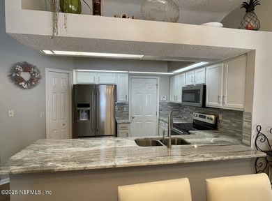 Fantastic home for first time homebuyers or an ideal investment - photo 12