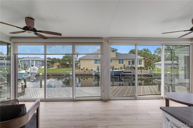 Welcome to your waterfront retreat in the highly sought-after - photo 13