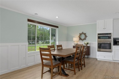 Welcome to your waterfront retreat in the highly sought-after - photo 14
