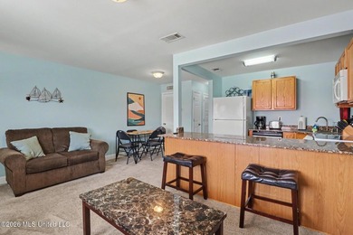Looking for an affordable beach getaway that is walking distance - photo 6