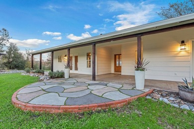 Welcome to a rare find property: Escape the City and Own This - photo 17