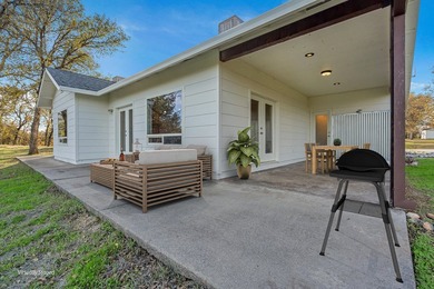 Welcome to a rare find property: Escape the City and Own This - photo 19
