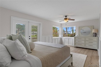Welcome to your waterfront retreat in the highly sought-after - photo 21