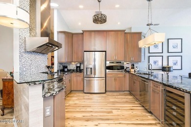 This lovely coastal ocean front home offers 4 bedroom - 3 full - photo 27