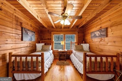 Welcome to your mountain sanctuary in the prestigious community - photo 27