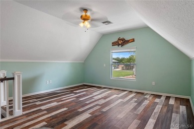 Welcome to your waterfront retreat in the highly sought-after - photo 36