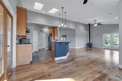 Welcome to a rare find property: Escape the City and Own This - photo 36