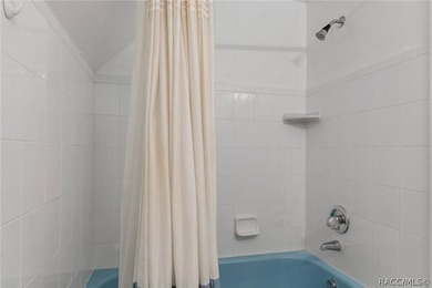 Welcome to your waterfront retreat in the highly sought-after - photo 40