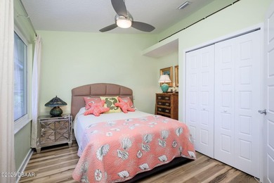 This lovely coastal ocean front home offers 4 bedroom - 3 full - photo 44