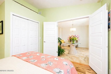 This lovely coastal ocean front home offers 4 bedroom - 3 full - photo 45
