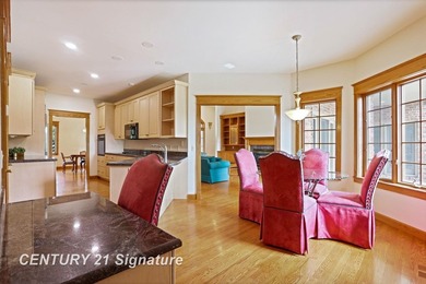 Experience effortless luxury in this beautifully maintained - photo 20