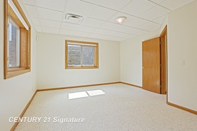 Experience effortless luxury in this beautifully maintained - photo 39