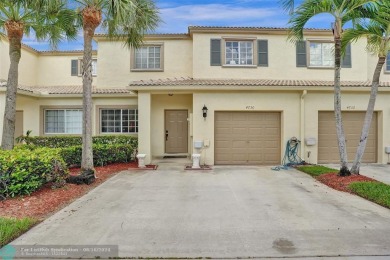 (private lake, pond, creek) Townhome/Townhouse For Sale in Coconut Creek Florida