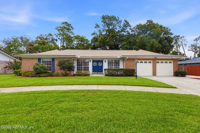 Some homes chase today's trends. Others quietly stand the test - photo 1