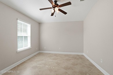 JUST LISTED and OPEN HOUSE 7/19 from12-2PM. Freshly painted - photo 4